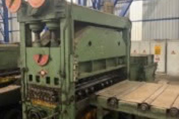 Querteilanlage 2.050 x 6 / 8 mm