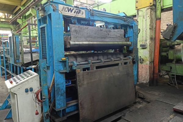 Längsteilanlage 1.520 x 4,0 mm