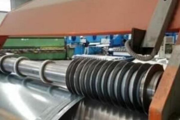 Längsteilanlage 1.500 x 2,0 mm