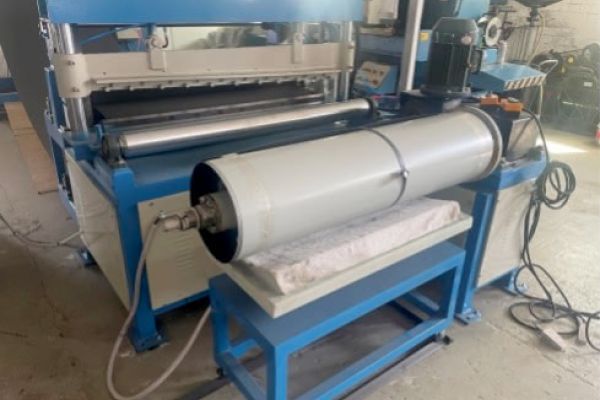 Umwickelanlage 1.250 x 1,0 mm