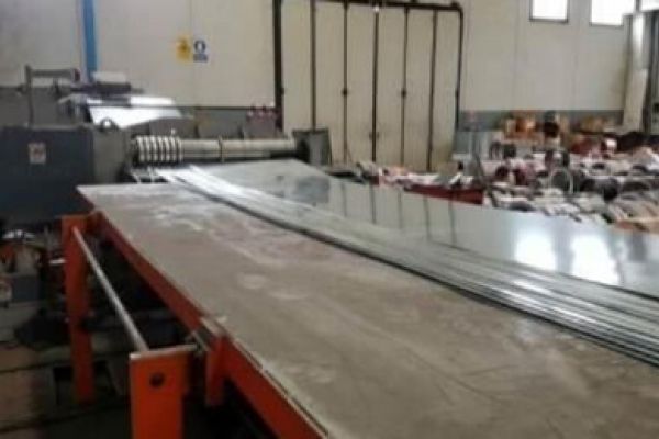 Längsteilanlage 1.500 x 2,0 mm