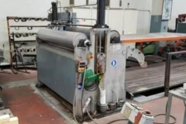 Längsteilanlage 1.500 x 2,0 mm