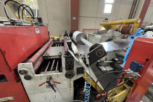 Längsteilanlage 1.520 x 3,5 mm