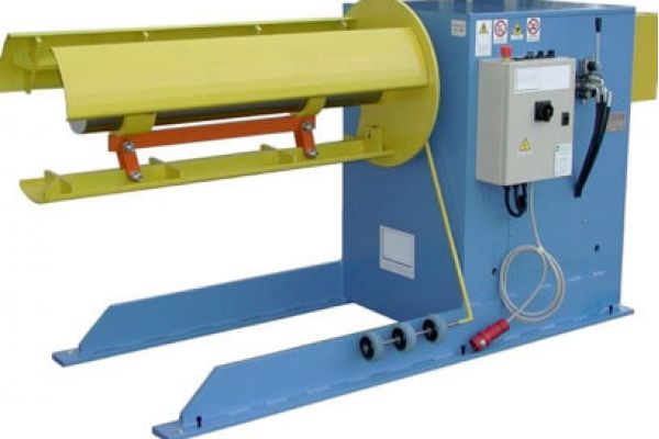 Mini-Längsteilanlage 1.000 / 1.250 / 1.500 x 1,5 mm