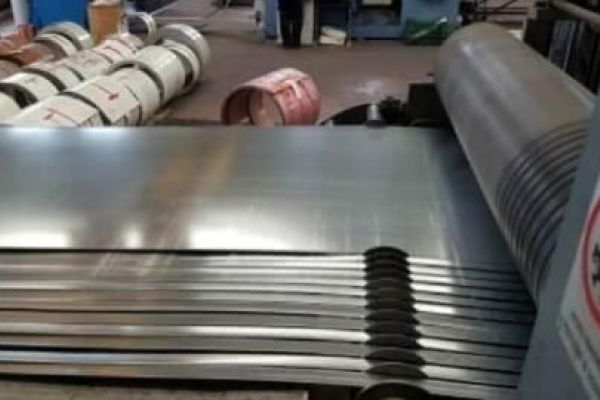 Längsteilanlage 1.500 x 2,0 mm