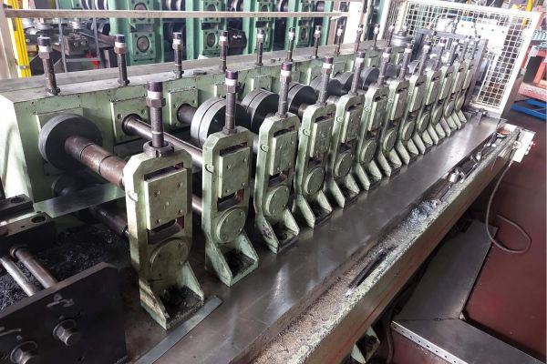 Profiliermaschine, ohne Schaltschrank