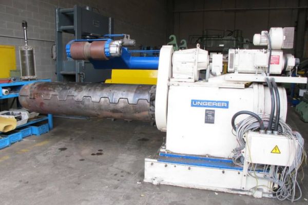 Decoiler 1,800 mm x 12 to.