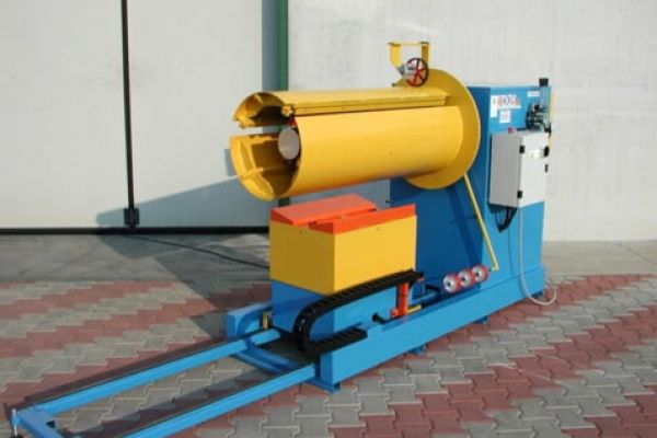 Decoiler 1,250 mm x 5 to.