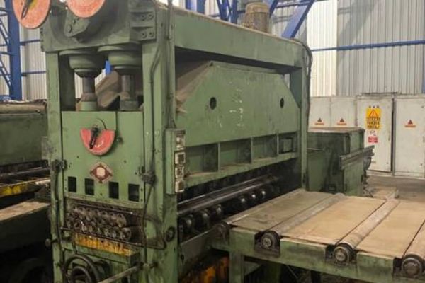 Cut to lenght line 2,200 x 6.0 mm