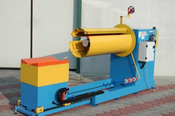 Decoiler 1,250 mm x 5 to.