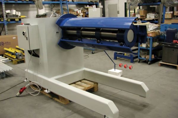 Decoiler 1,250 mm x 5 to.