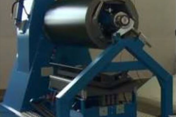 Decoiler 1,500 mm x 12 to.